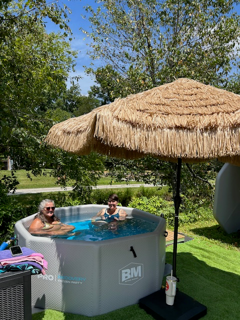 Inflatable Drop-Stitch Ice Tubs in the US